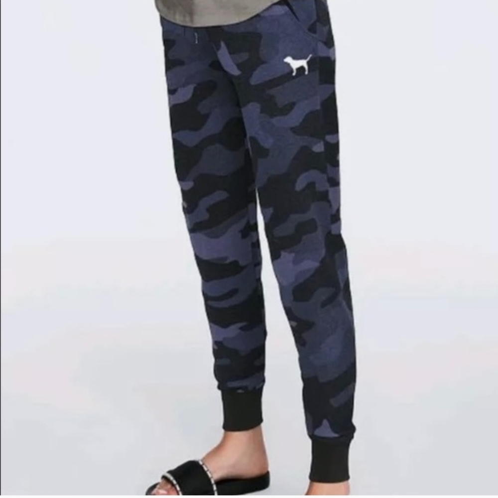 PINK by Victorias Secret Blue Camo JOGGER Pants  ** Medium ** EUC !!!